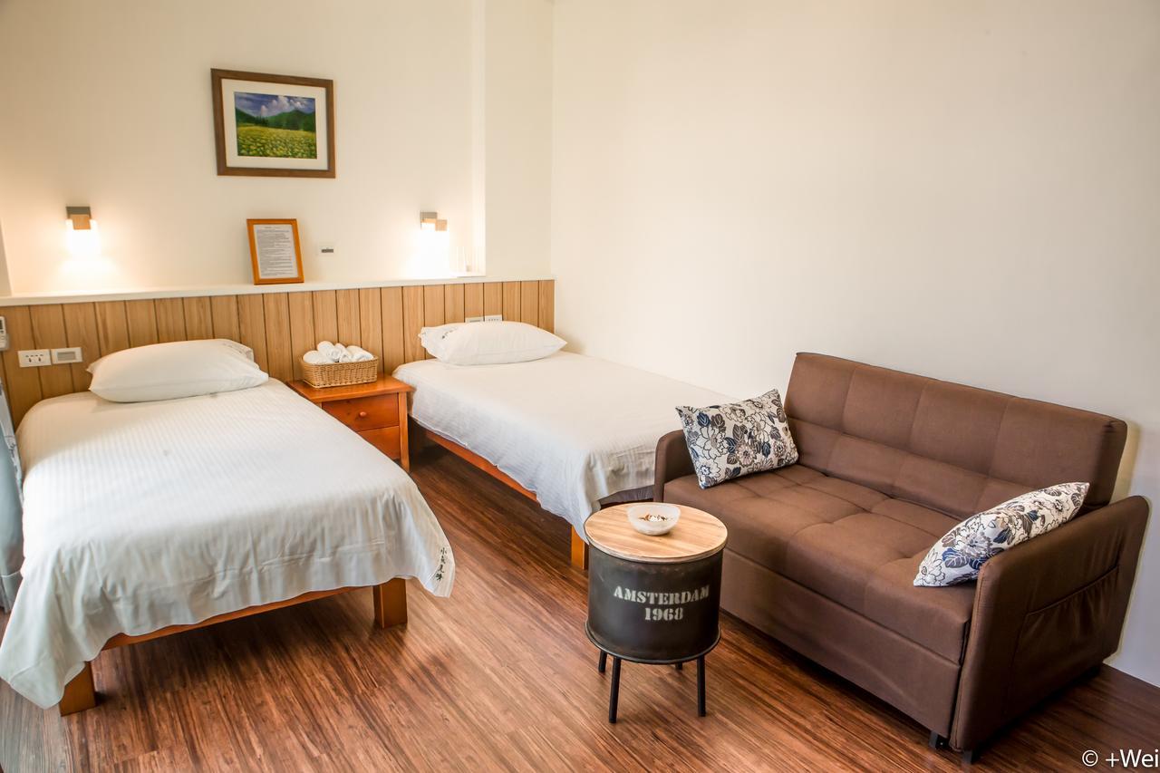 Shining Forest Hostel Хуалянь Экстерьер фото